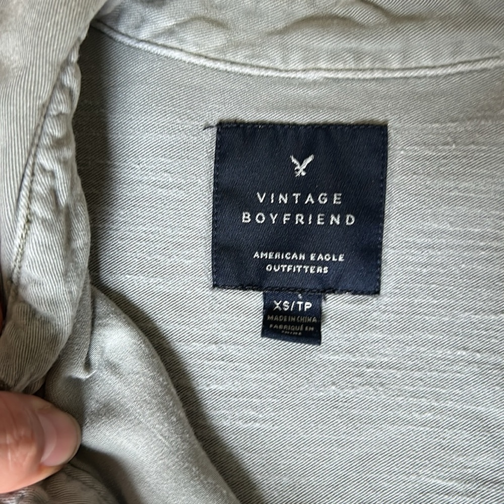 American Eagle Shirt Light Gray Button-Up Shirt - Picture 3 of 4